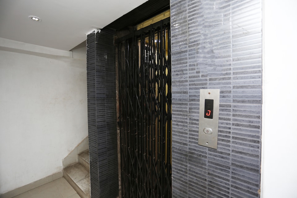 Live as PAT634, Patna Station, Patna