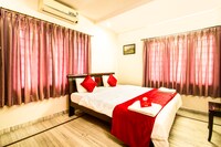 OYO Jubilee Hills Near Alcazar Mall