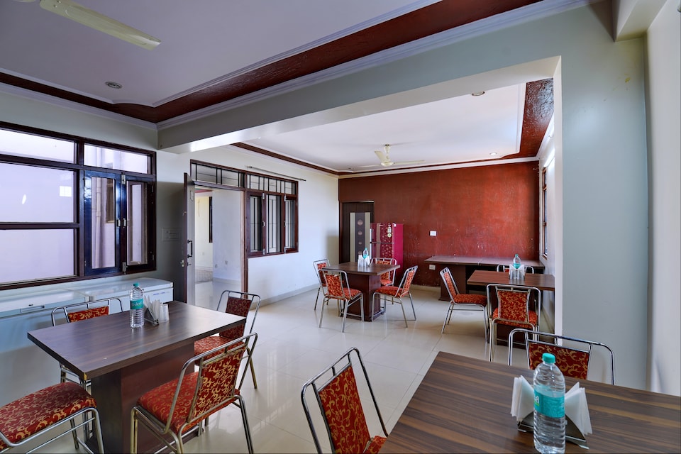 OYO 352 Hotel DRS 8586 Haveli, Jaipur Airport, Jaipur