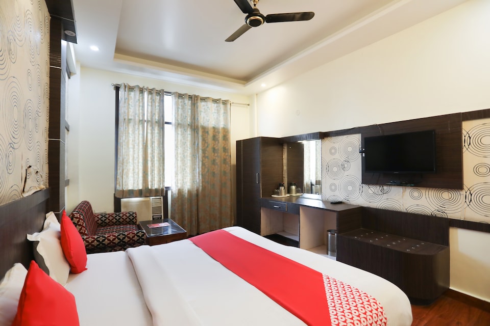 OYO 7358 Hotel Jagdish Residency, Katra, Katra