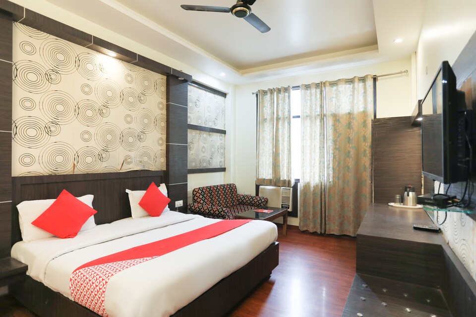 OYO 7358 Hotel Jagdish Residency, Katra, Katra