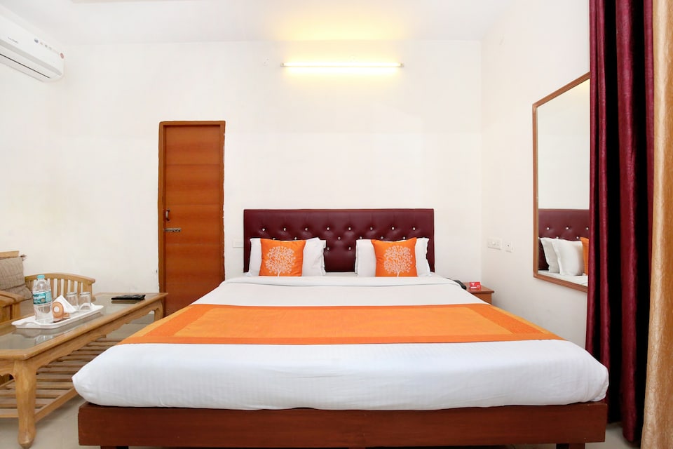 Live on new code-CHA741, Nayagaon Chandigarh, Chandigarh