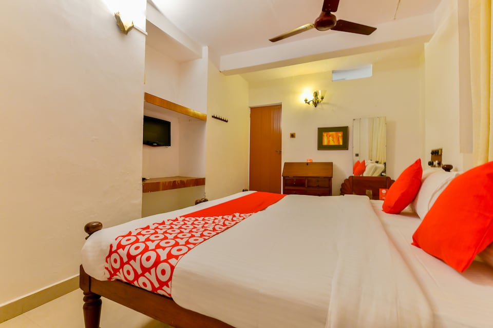 OYO Hotel 7384 Rossitta Wood Castle, Angamaly Kochi, Kochi