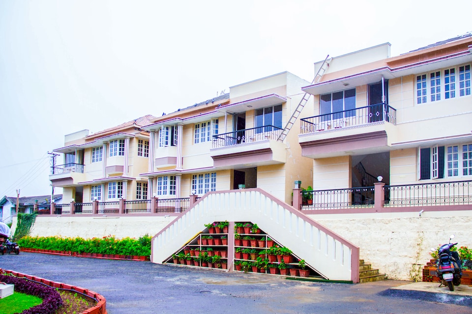 OYO 7393 Delightz Inn, Funcity Ooty, Ooty