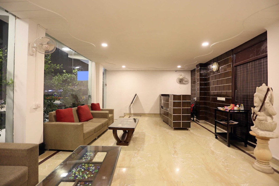 Hotel O Ravin , Airport Delhi, Delhi Transit