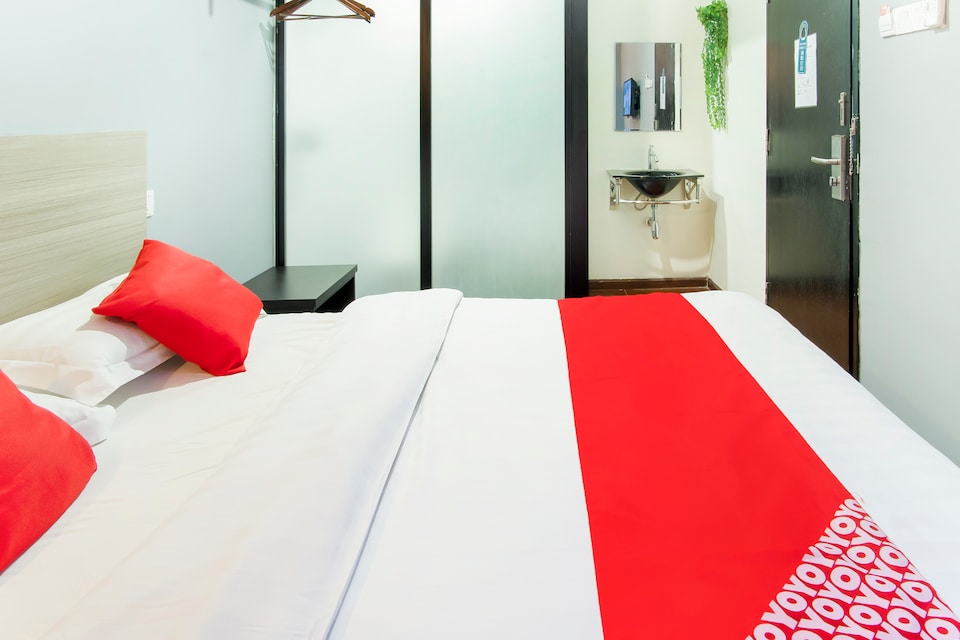OYO 383 V3 Hotel Nusajaya, Gelang Patah, Johor Bahru