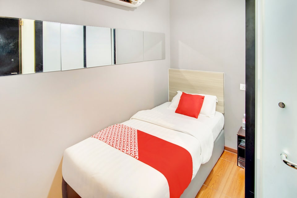 OYO 383 V3 Hotel Nusajaya, Gelang Patah, Johor Bahru