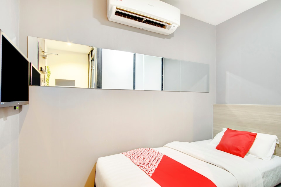 OYO 383 V3 Hotel Nusajaya, Gelang Patah, Johor Bahru