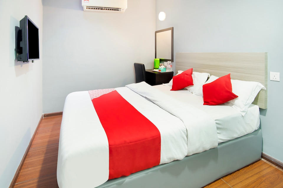 OYO 383 V3 Hotel Nusajaya, Gelang Patah, Johor Bahru