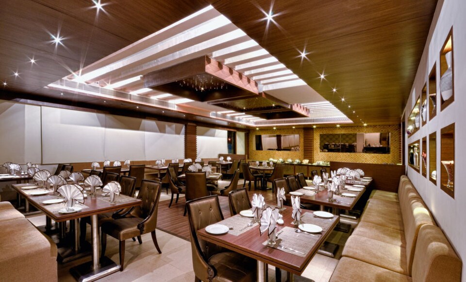 OYO 1092 Hotel Avalon, SG Highway Ahmedabad, Ahmedabad