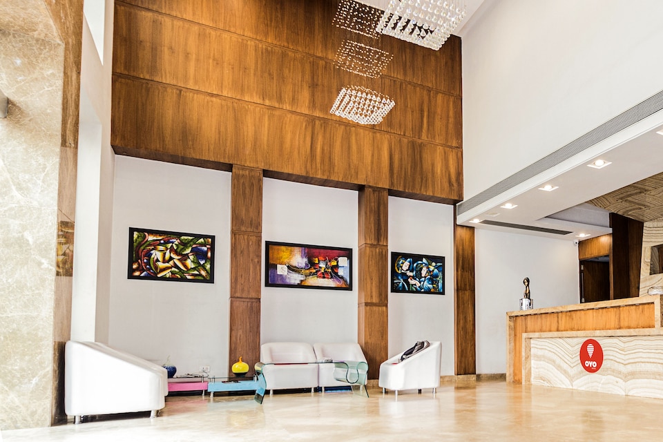 OYO 1092 Hotel Avalon, SG Highway Ahmedabad, Ahmedabad