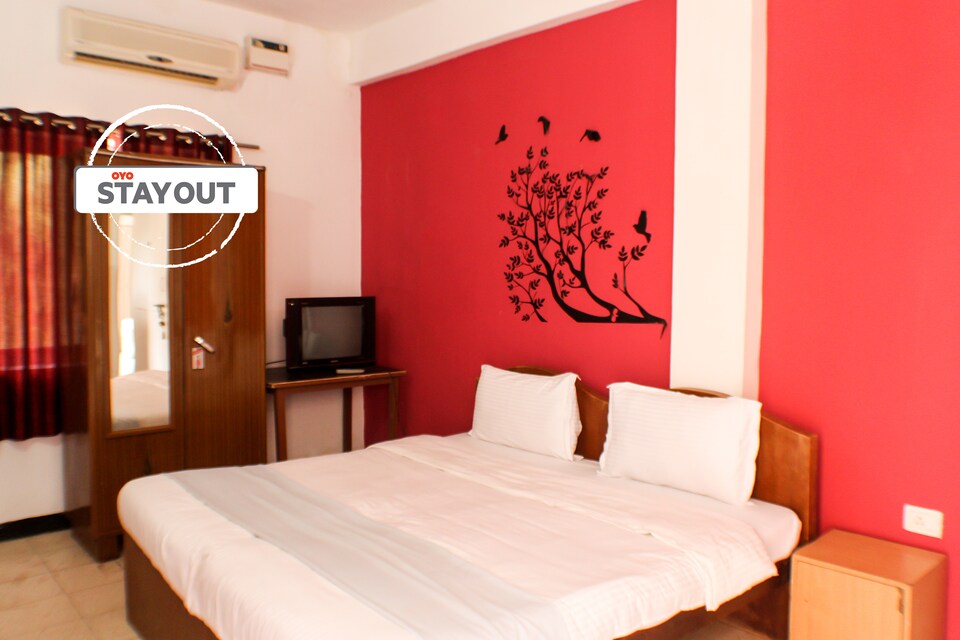 OYO 7489 StayOut Ave Maria, Candolim Goa, Goa