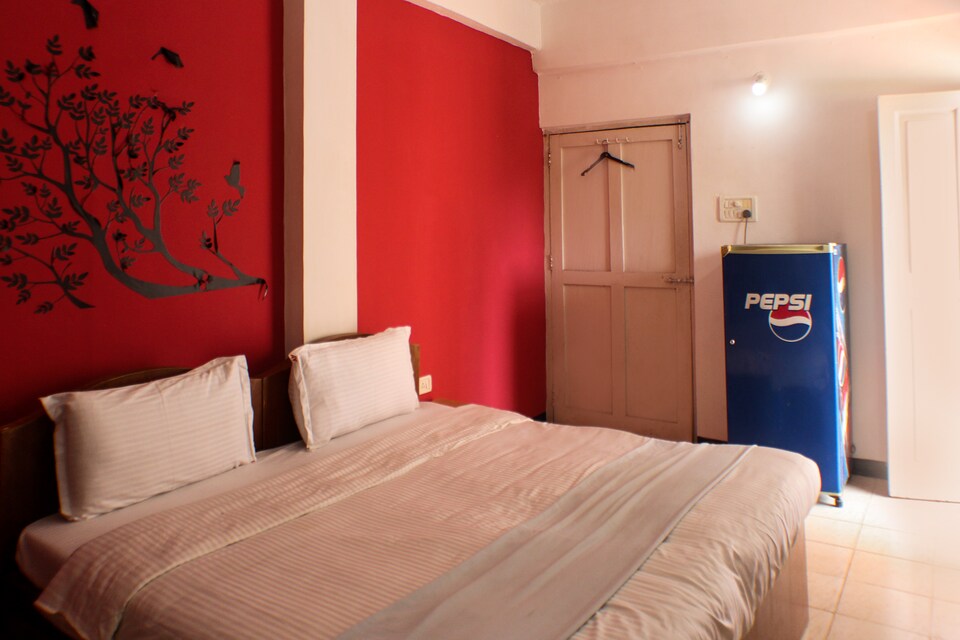 OYO 7489 StayOut Ave Maria, Candolim Goa, Goa