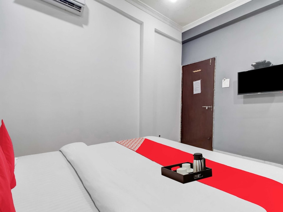 OYO Maizons Lakeview Near Baga Beach, Baga Goa, Goa