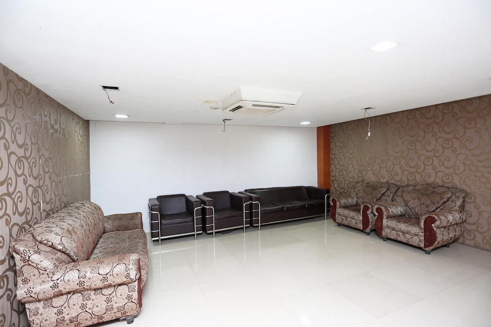 OYO 7524 Hotel Grand Celebration, Kankarbagh Patna, Patna