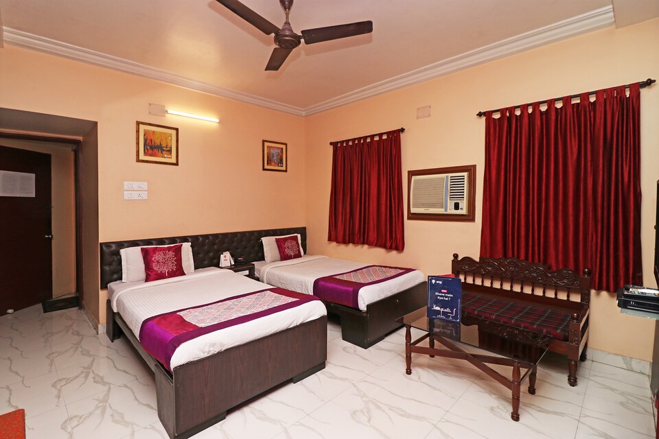 OYO 7533 Rossa Hospitality CL 164, Salt Lake Kolkata, Kolkata