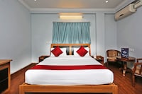 OYO Hotel Sky Grand Near Shilparamam