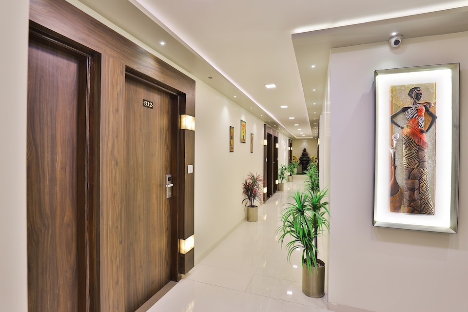 Collection O Hotel Shiv Kunj Exotica, SP Ring Road Nikol-Odhav, Ahmedabad