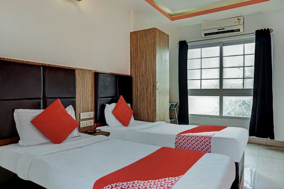 Hotel O  Galaxy Inn, MG Road Bangalore, बैंगलोर