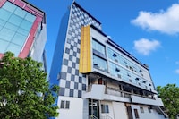 Super Townhouse Oak City Center Kushal Nagar