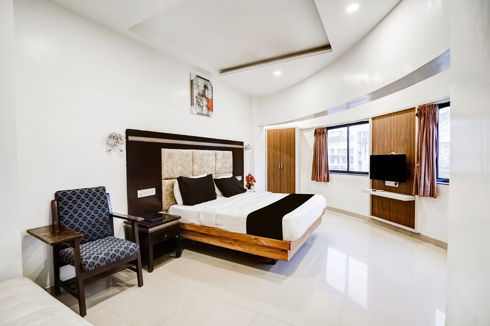 Townhouse Central Avenue Formerly Star Residency, Bus Stand Nagpur, Nagpur