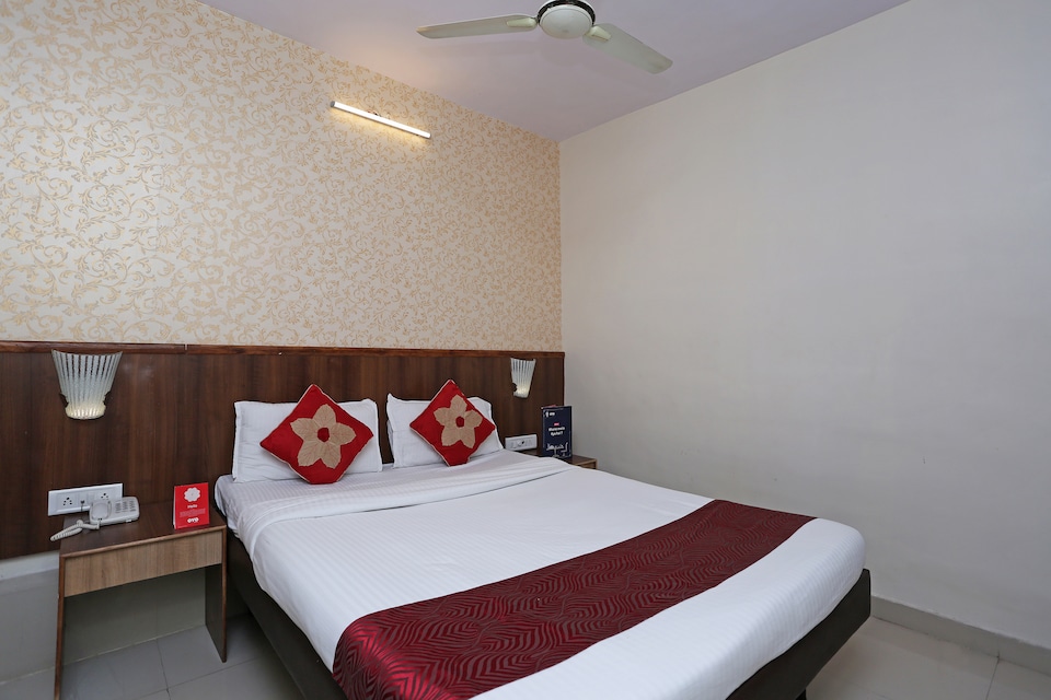 OYO 7581 Vashi Inn, Mumbai-Vashi-Turbhe-Sanpada, Mumbai