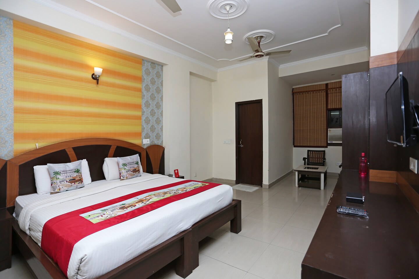 OYO 9068 Hotel Green View Noida Noida Hotel Reviews  Photos  Offers