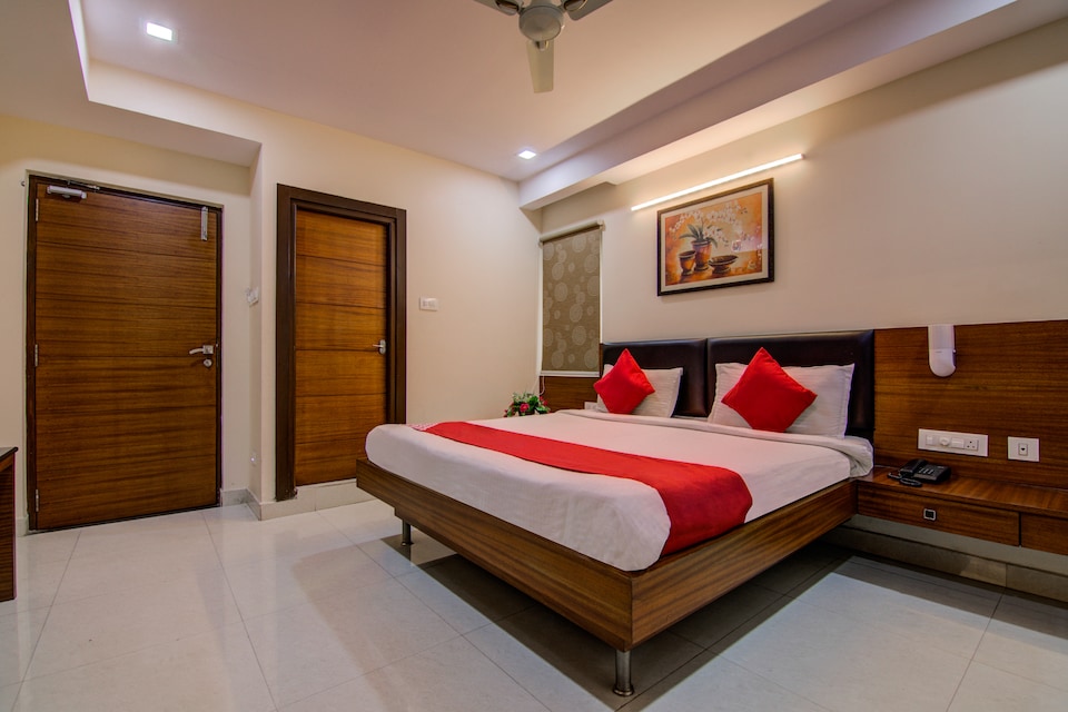OYO 7585 The Stay Inn, Beach Side Visakhapatnam, Visakhapatnam