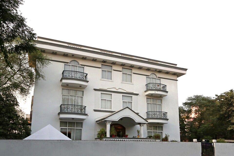 OYO 7621 Gautam Retreat, HUDA CENTRE 1, गुड़गांव