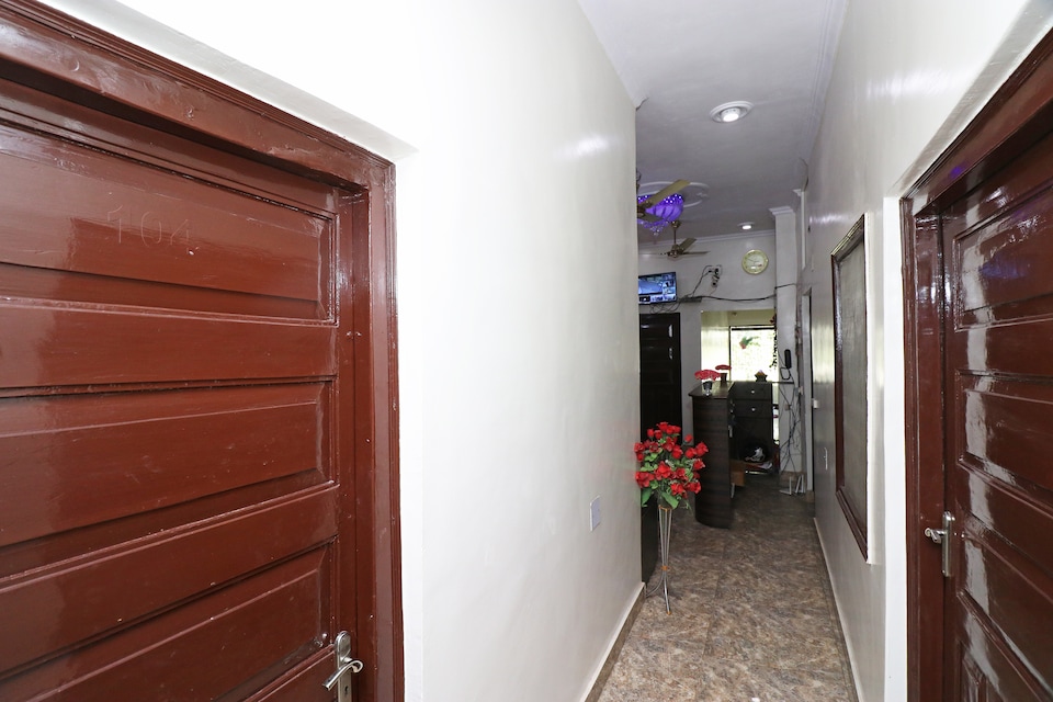 OYO 7622 Varanasi Stays, Cantonment, Varanasi
