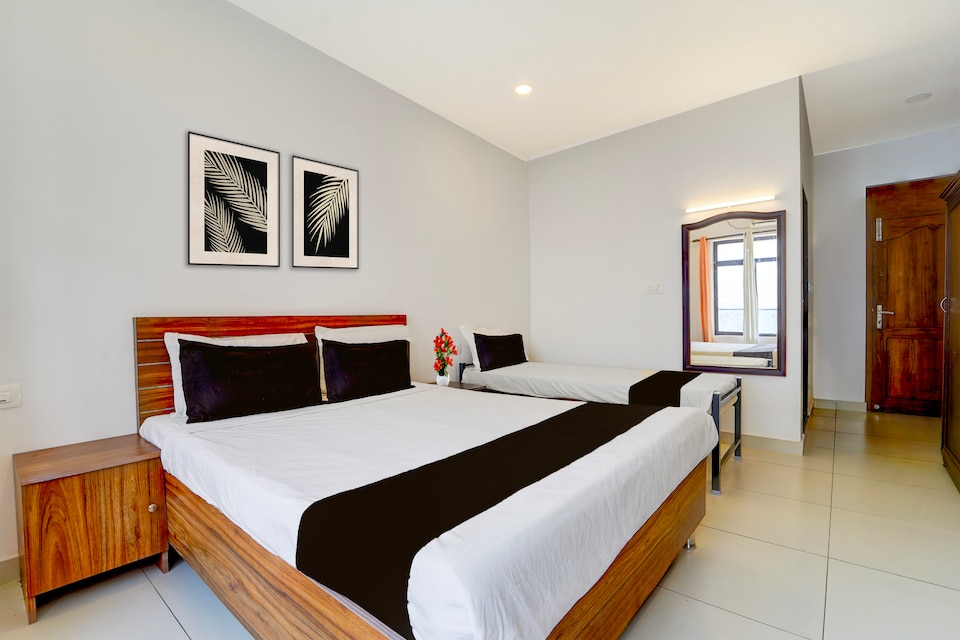 Super Townhouse Willingdon Island Formerly Maruthi Tourist Home, Kochi Fort, Kochi