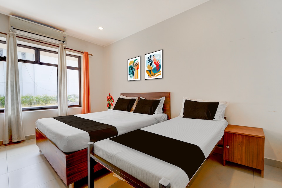 Townhouse Willingdon Island Formerly Maruthi Tourist Home, Kochi Fort, Kochi