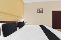 Super Collection O Kalady Near Airport