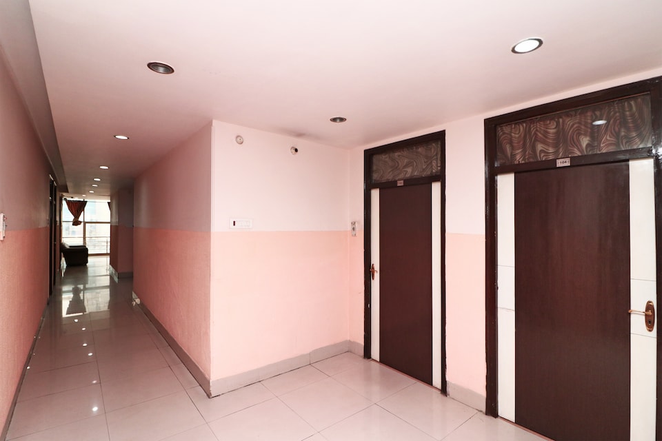 OYO 7636 Hotel Kaushalya Residency, Rudrapur, Rudrapur