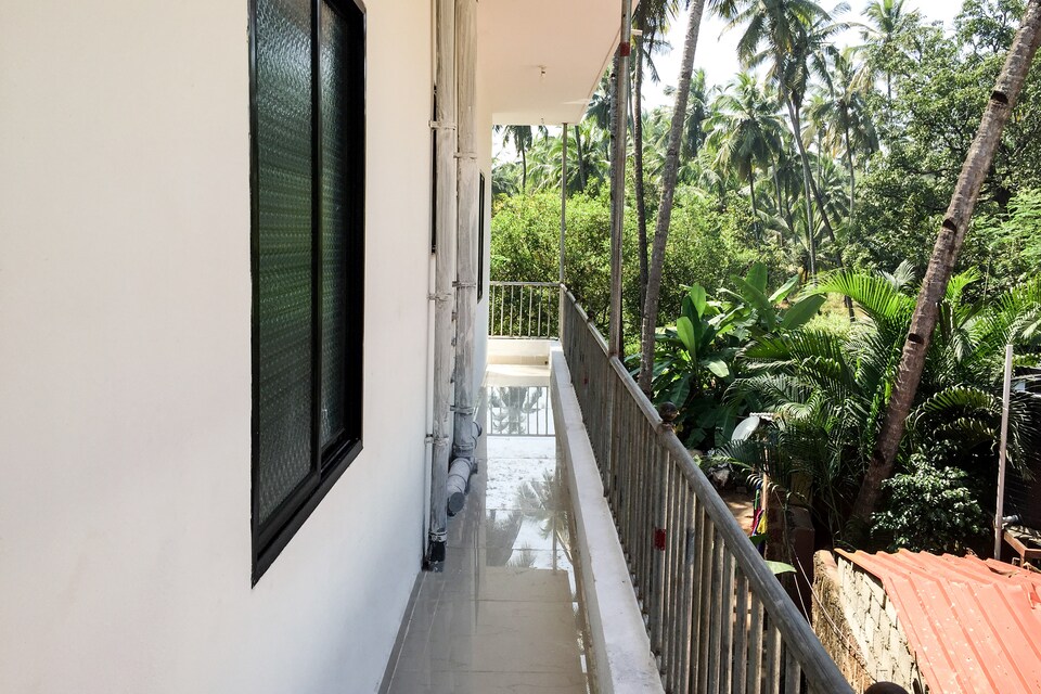 OYO 7646 StayOut Pinto House, Arambol Goa, Goa