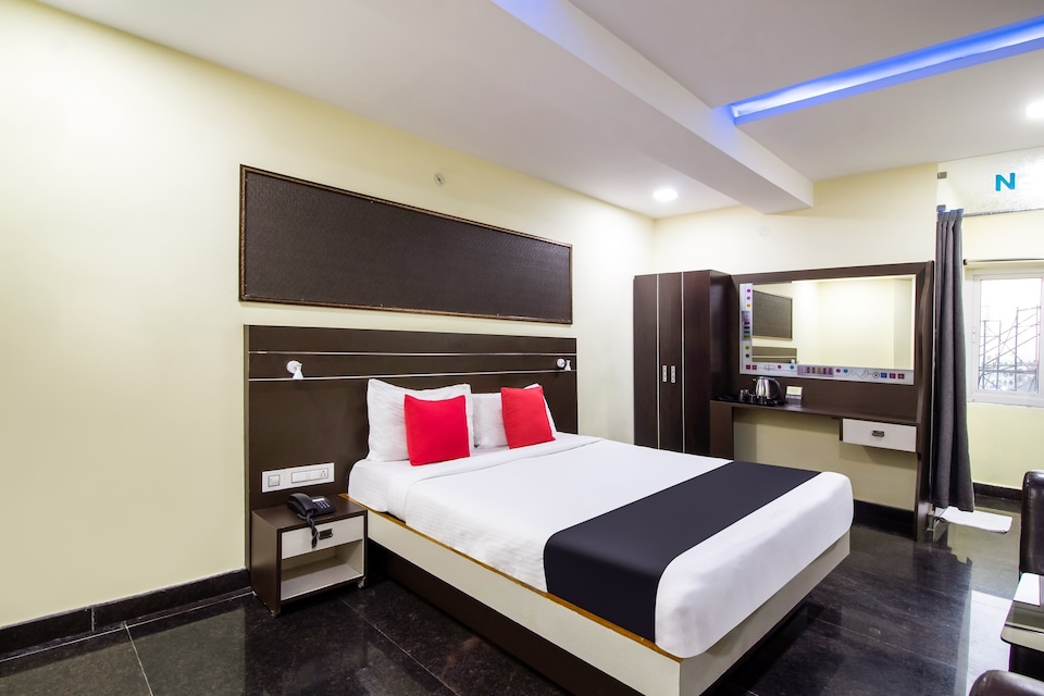 Capital O Sri Navya Grand Near Nexus Hyderabad, Chandanagar, Hyderabad