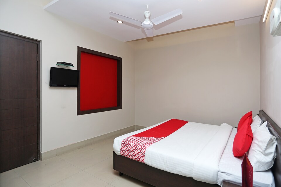 OYO 7650 Park Inn Boring Road, Boring Road Patna, Patna