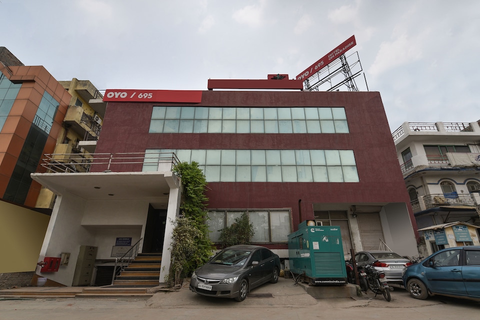 OYO 7655 Om Paradise Hotel, Airport Delhi, Delhi Transit