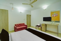 Hotel O Kari Plaza