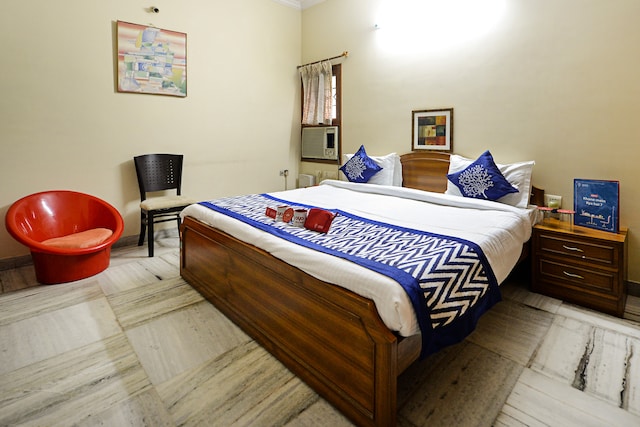 OYO Hotel Vn Guest House Near Shilparamam