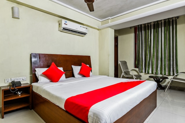 OYO Hotel Silverline