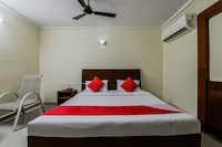OYO Hotel Silverline