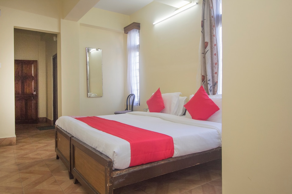 Capital O Hotel Red Cherry, Gangtok, Gangtok