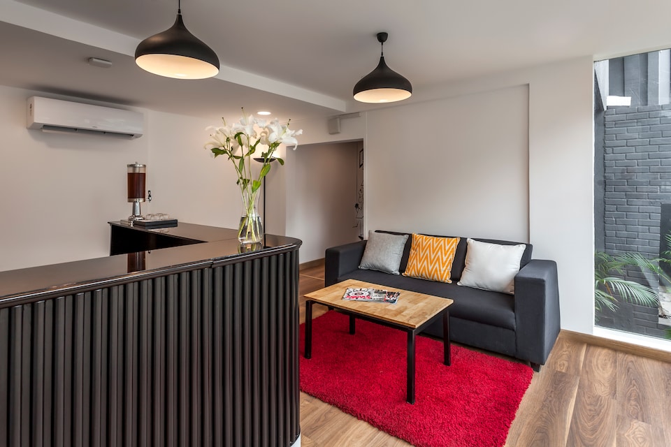 OYO Townhouse 007 Indiranagar, Indiranagar Bangalore, Bangalore