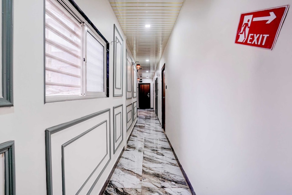 HOTEL O DYNASTY SUITE , Airport Delhi, Delhi Transit