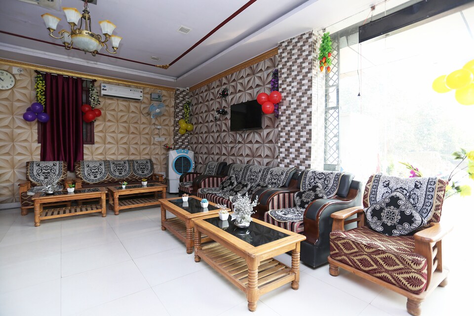 Live on PAT562, Patliputra Colony, Patna