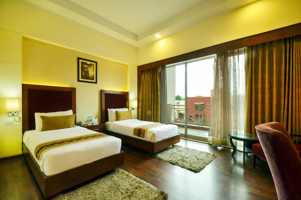 OYO 7746 Hotel Golden Palms, Baddi, Baddi