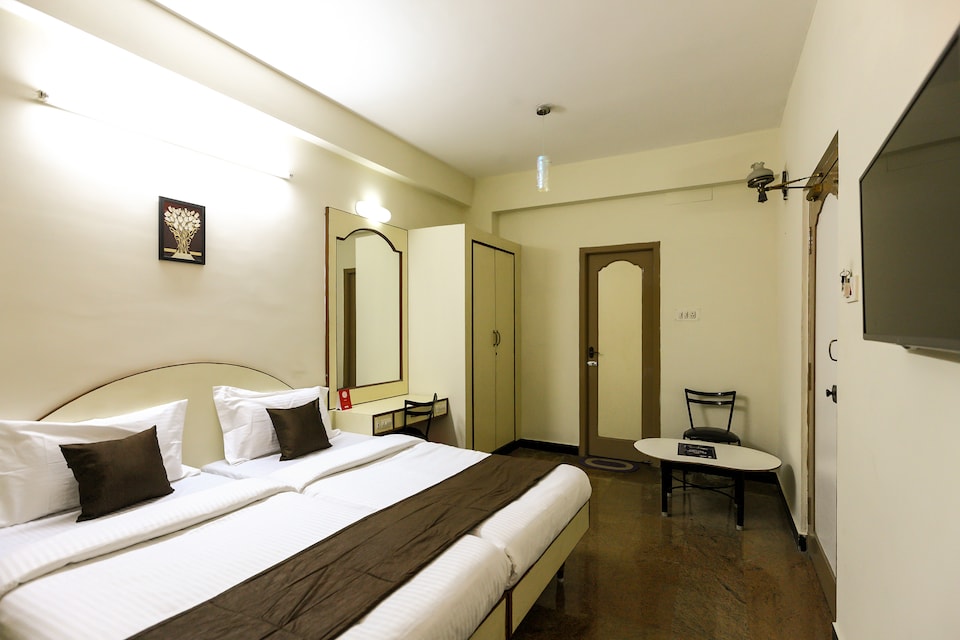 OYO 7750 AKG Lodge, Kanchipuram, Kanchipuram