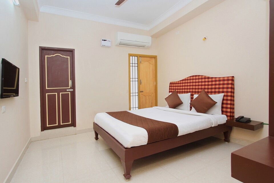 OYO 7826 Subadev, Pondicherry City Centre, Pondicherry