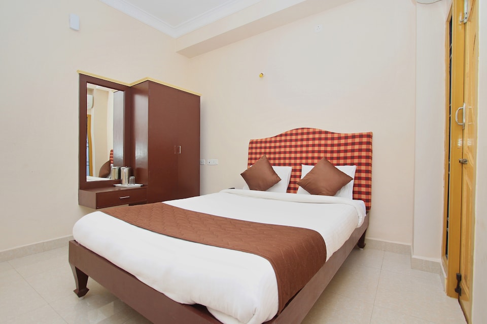 OYO 7826 Subadev, Pondicherry City Centre, Pondicherry